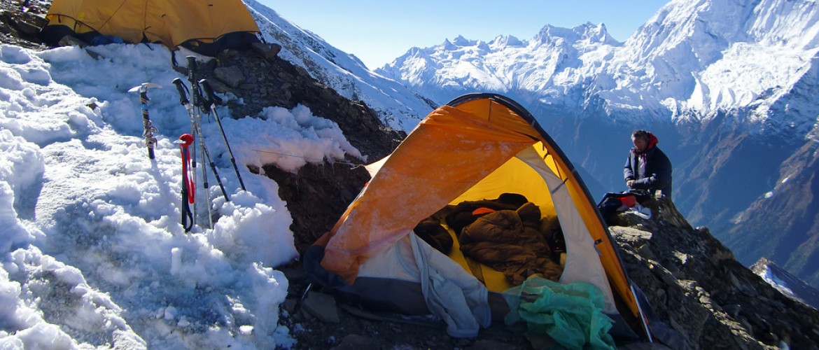 Pisang Peak Climbing - Tilicho Lake with Annapurna Circuit Trek